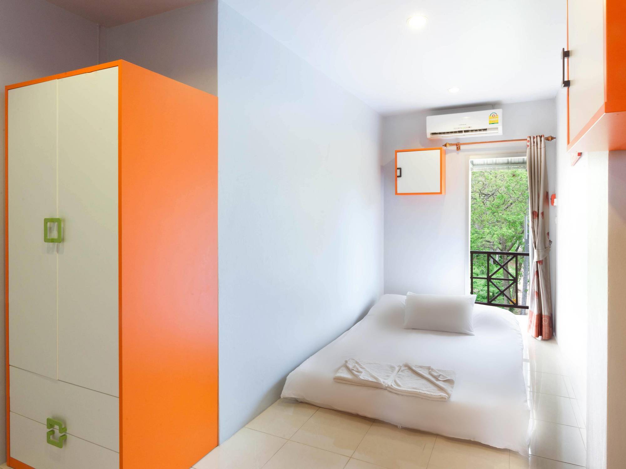 Luna Guesthouse And Travel Rawai Εξωτερικό φωτογραφία
