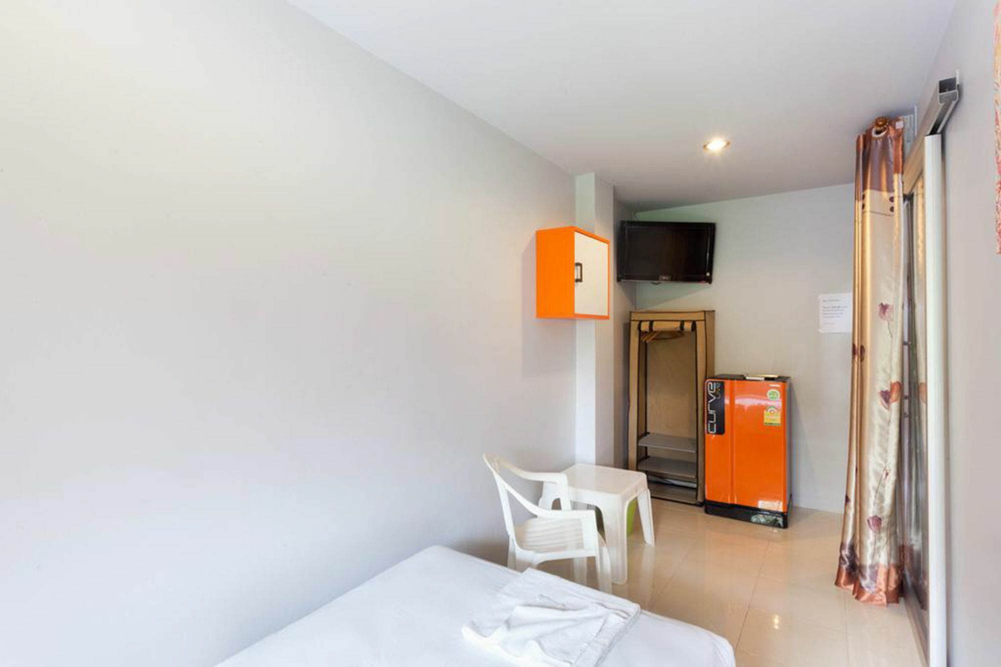 Luna Guesthouse And Travel Rawai Εξωτερικό φωτογραφία